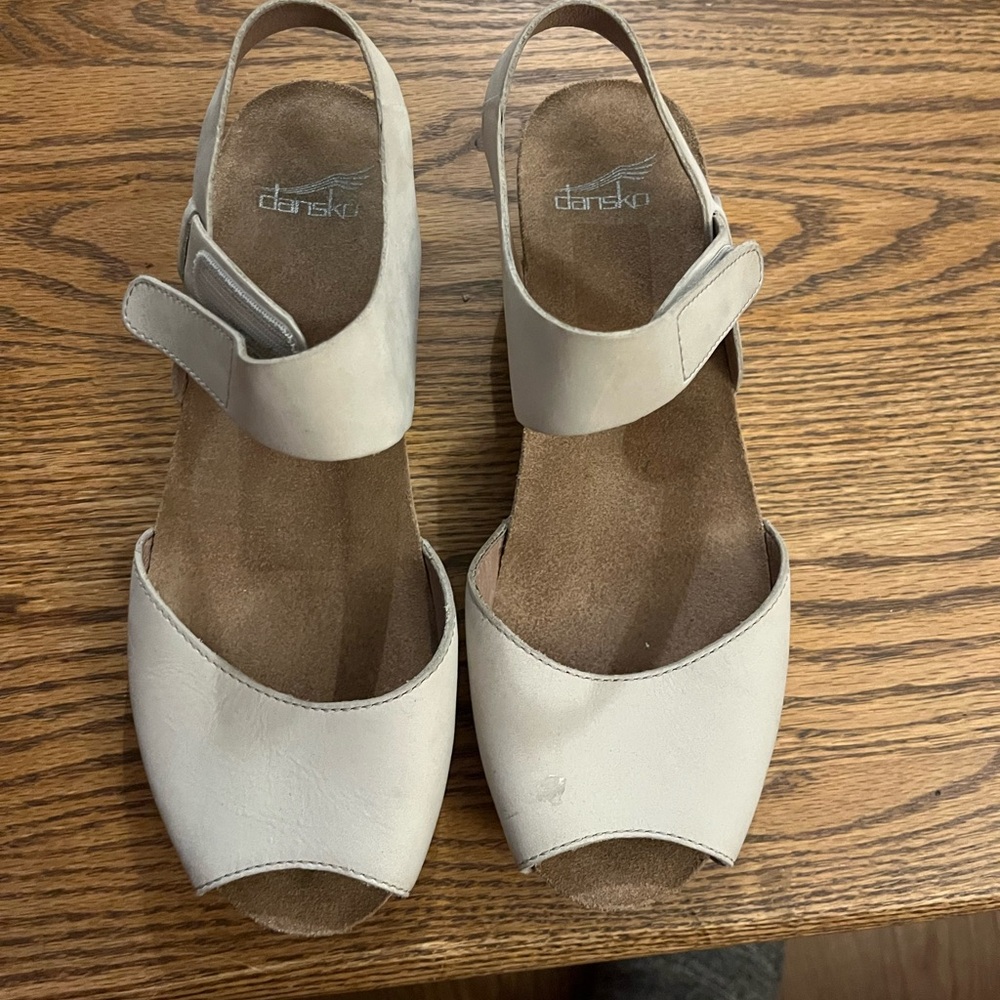 Dansko Women's cream sandals